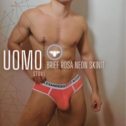 Enema 310ml Negro de Chisa en Enemas | Uomo Store